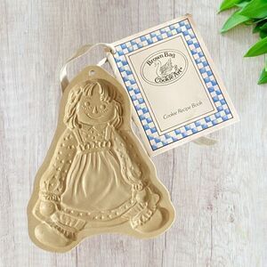 Brown Bag Cookie Art - Raggedy Ann Mold
